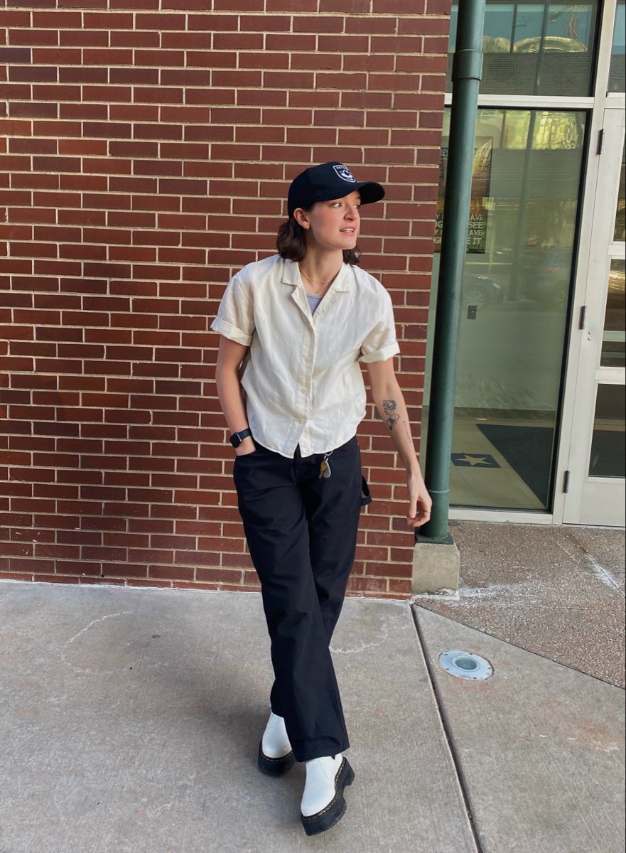 Exploring The Art Of 4K Lesbian Passion