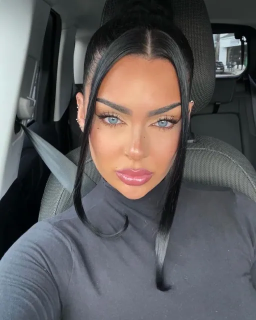 8 Hot Sexy Aliza Jane Bikini Pics