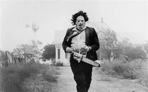 5 Horror Chainsaw Scenes
