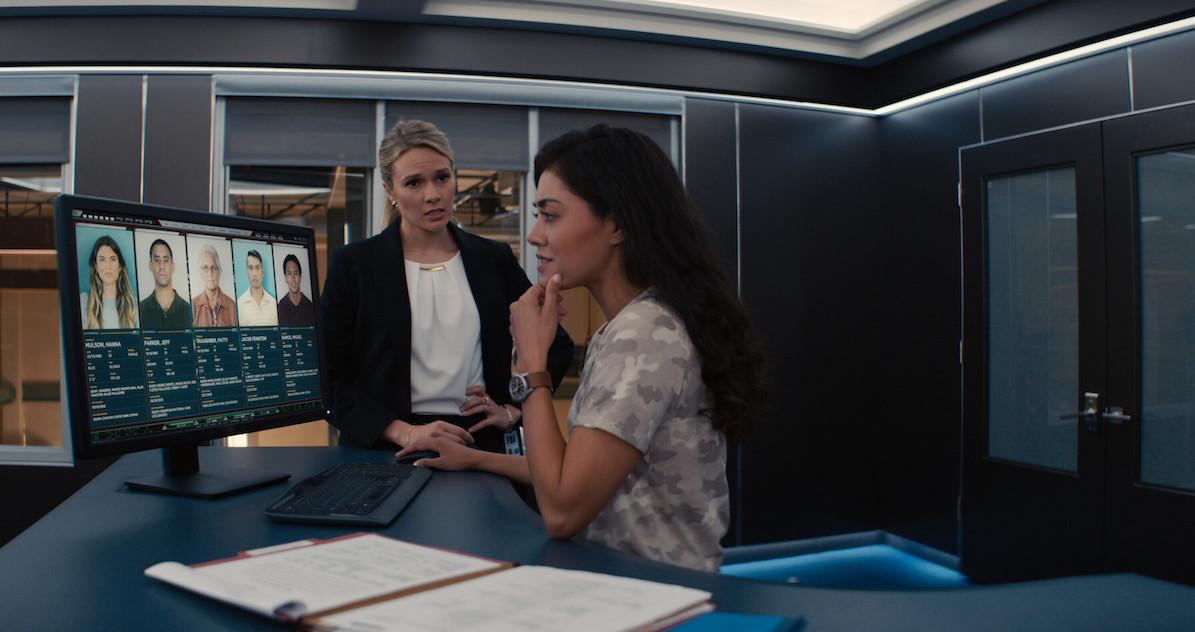 Ncis Hawai Amp 39 I Amp 39 S Tori Anderson Rocks Exotic Bridal Dress In Rare