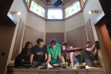 Puzzle Lovers Flock To Local Escape Rooms The San Diego Union Tribune Puzzle Lovers Flock To Local Escape Rooms The San Diego Union Tribune